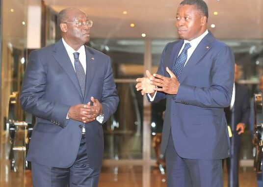 Le président Faure Gnassingbé et Tiémoko Meyliet Koné..