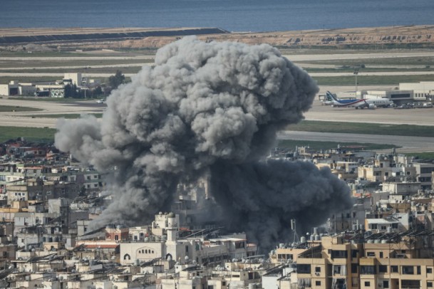 Le pétrole chute après les déclarations de Trump sur une fin prochaine de la guerre