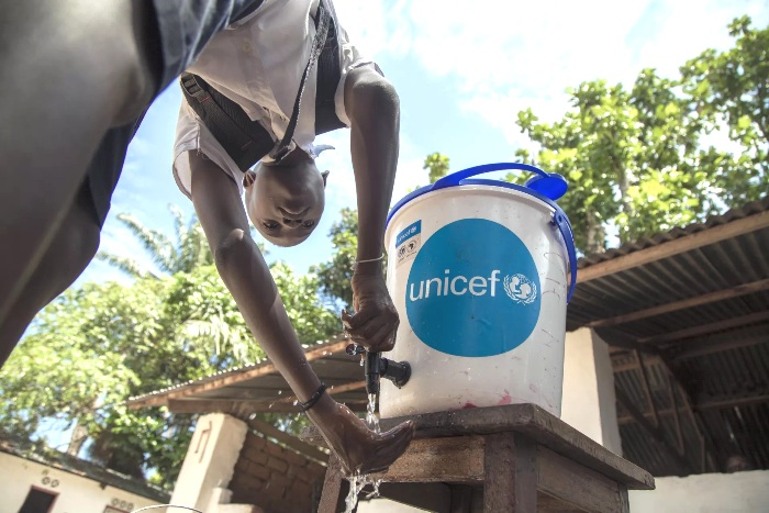 Ebola en RDC et en Ouganda : l’UNICEF accentue son soutien aux enfants et familles affectés