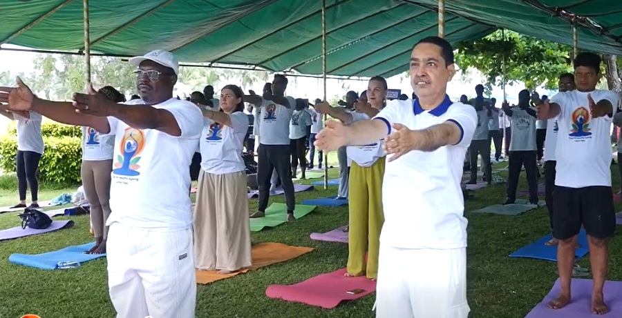 Togo : mobilisation enthousiaste pour la 12e Journée internationale du yoga à Lomé