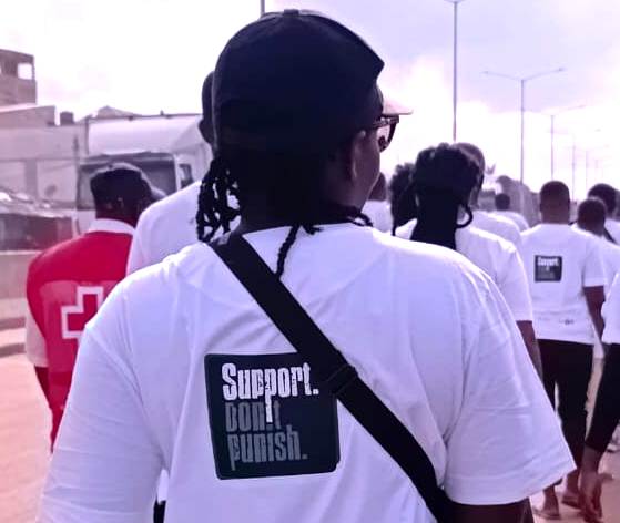 Santé mentale et cohésion sociale :  Mobilisation sportive pour les femmes usagères de drogues à la plage de Lomé