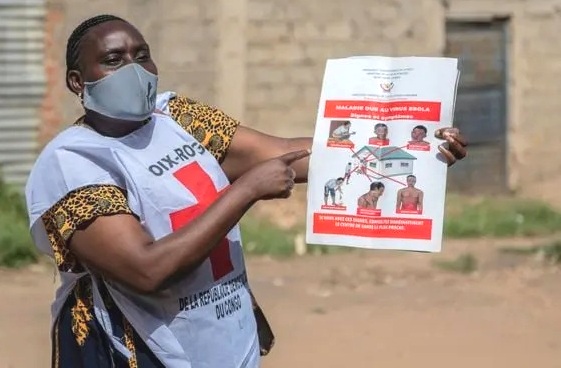 Ebola : un vaccin expérimental contre la souche Bundibugyo testé chez un premier volontaire