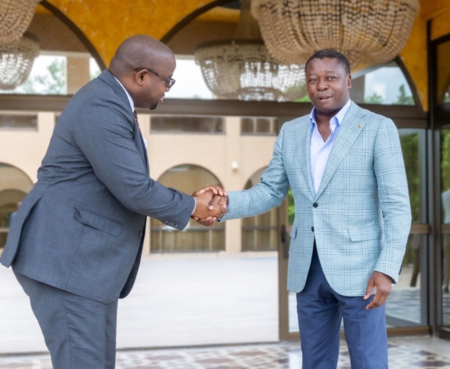 Stabilité dans les Grands Lacs : Faure Gnassingbé échange avec le ministre congolais Floribert Anzuluni