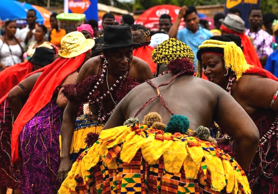 Adzinukuza : 40 ans de tradition au service de la cohésion et du développement de Vo