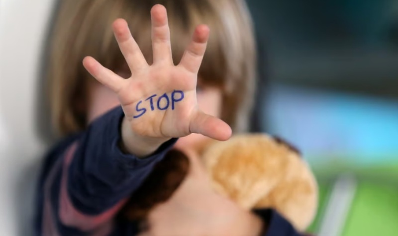Violences sexuelles sur mineurs en France: le gouvernement se penche sur les défaillances des enquêtes