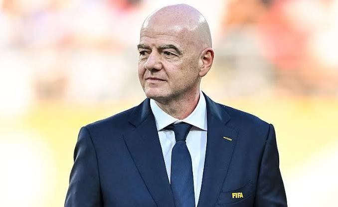 Foot: La Fifa confirme la candidature d&rsquo;Infantino à sa réélection malgré la crise
